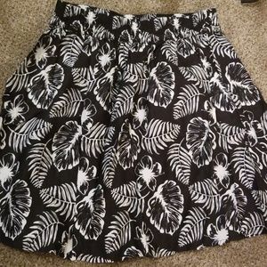H&M  Tropical skirt Size 6